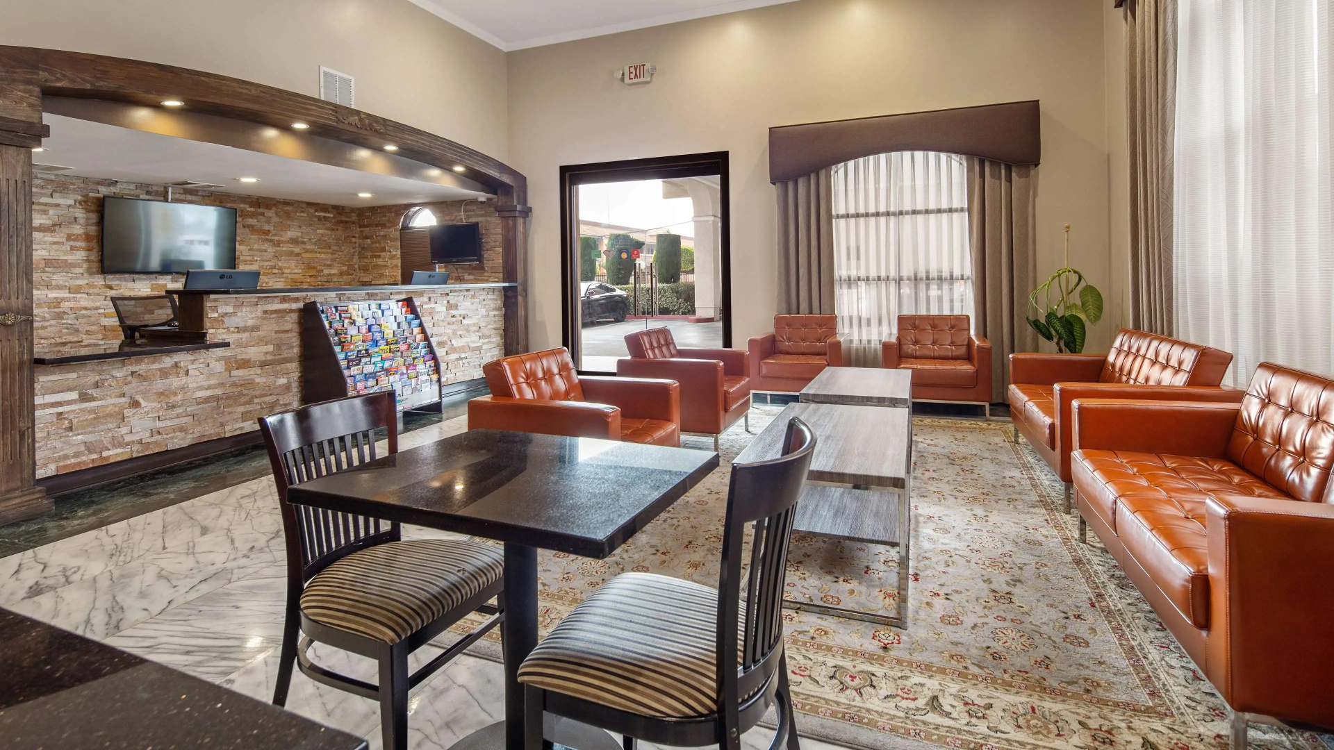 Foto - Best Western Pasadena Royale Inn & Suites