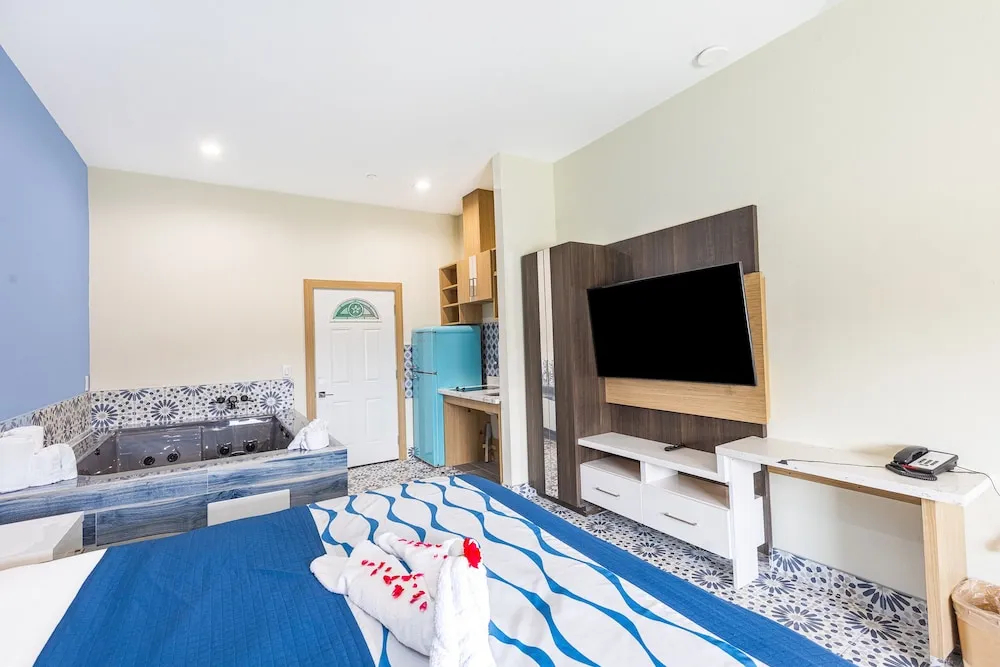 Photo - La Vyoma Villas, Westpark Hwy 6