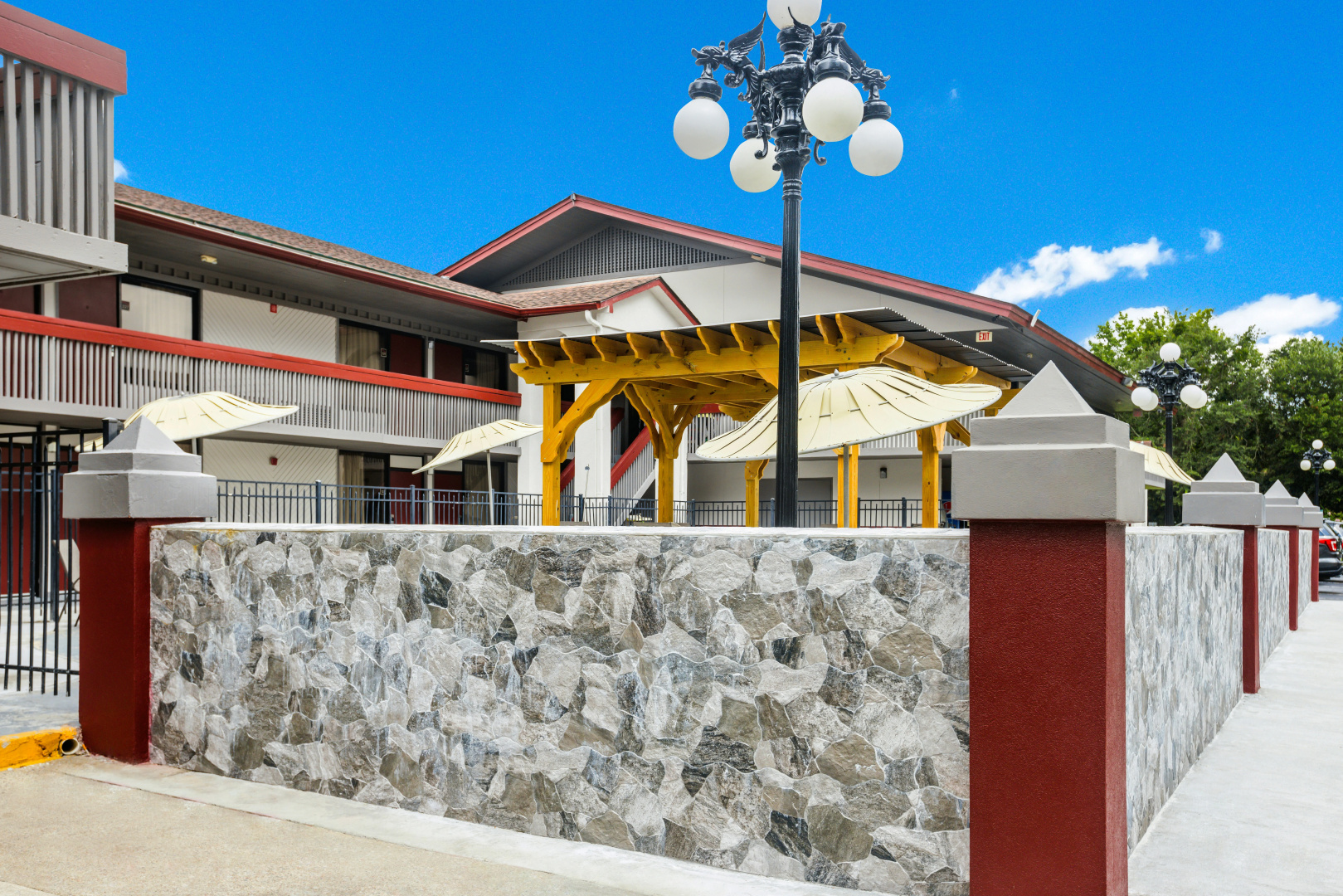 Photo - Red Roof Inn Savannah – Southside/Midtown