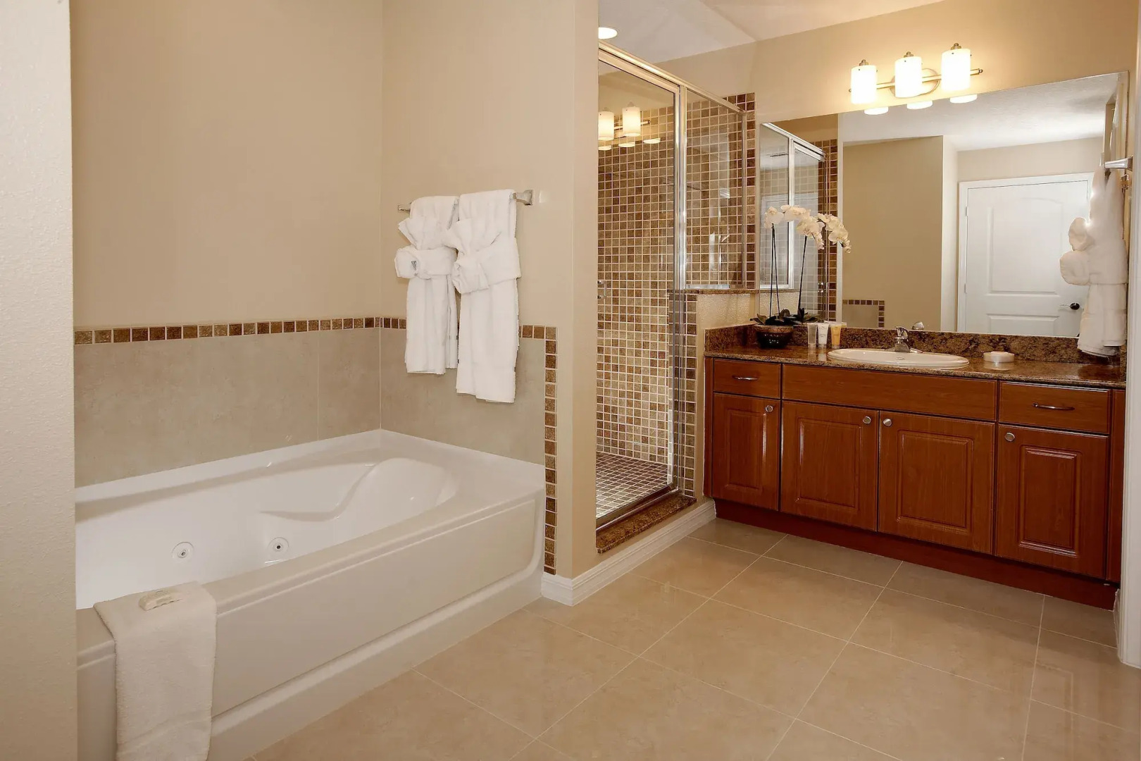 Photo - The Point Hotel & Suites Universal