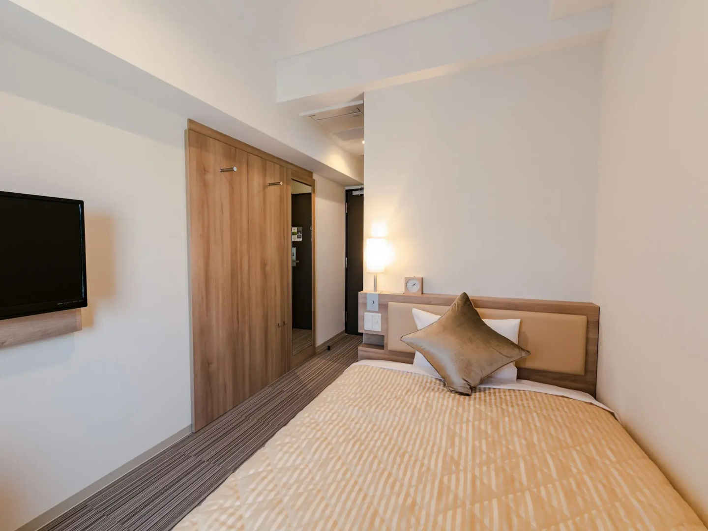 Photo - Four Points Flex by Sheraton Osaka Kitahama