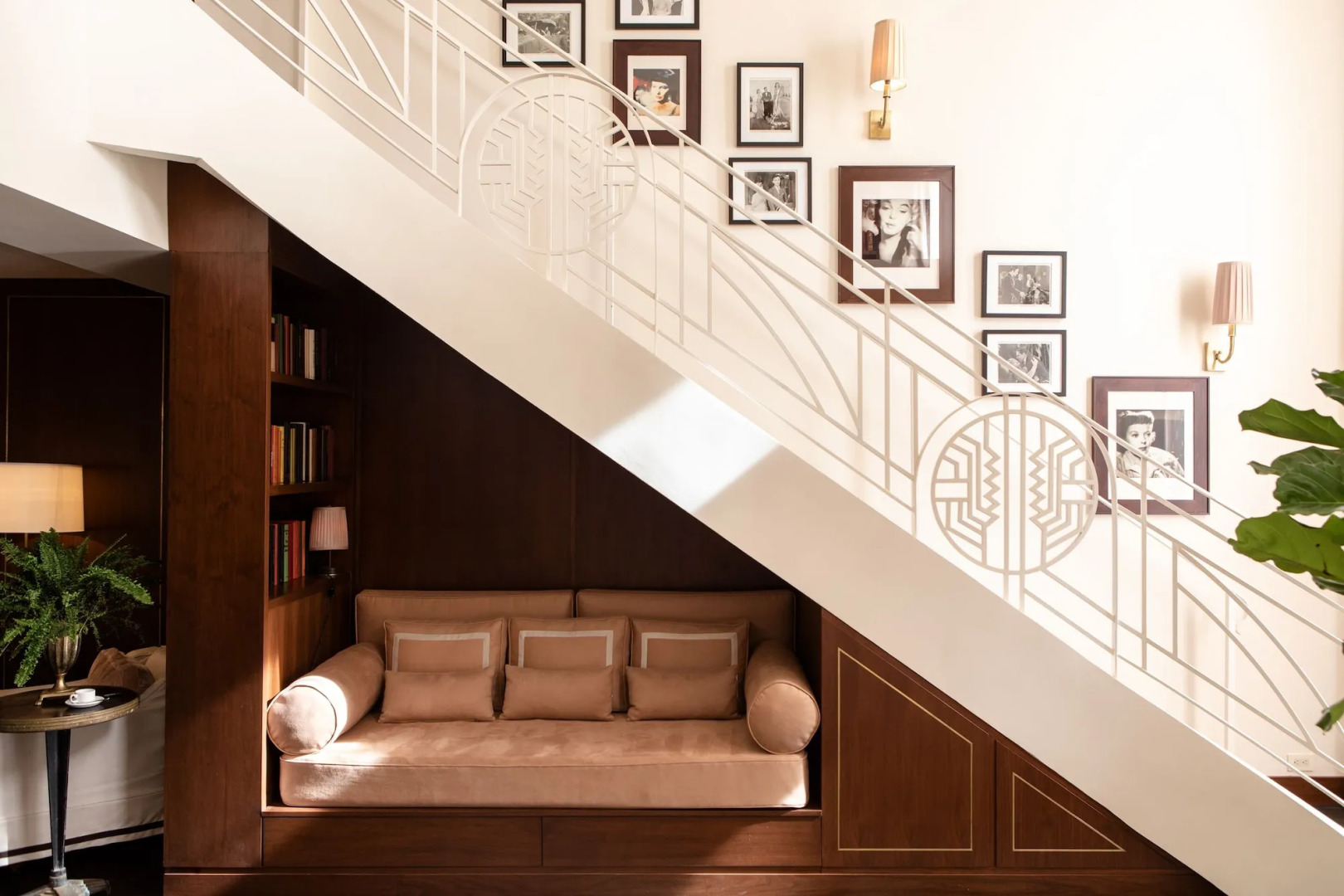 Photo - Sunset Tower Hotel