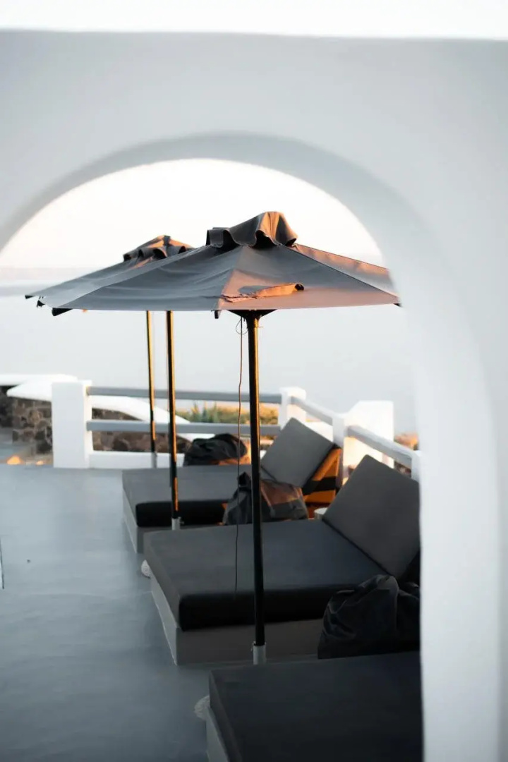 Photo - Mr and Mrs White Oia – Santorini