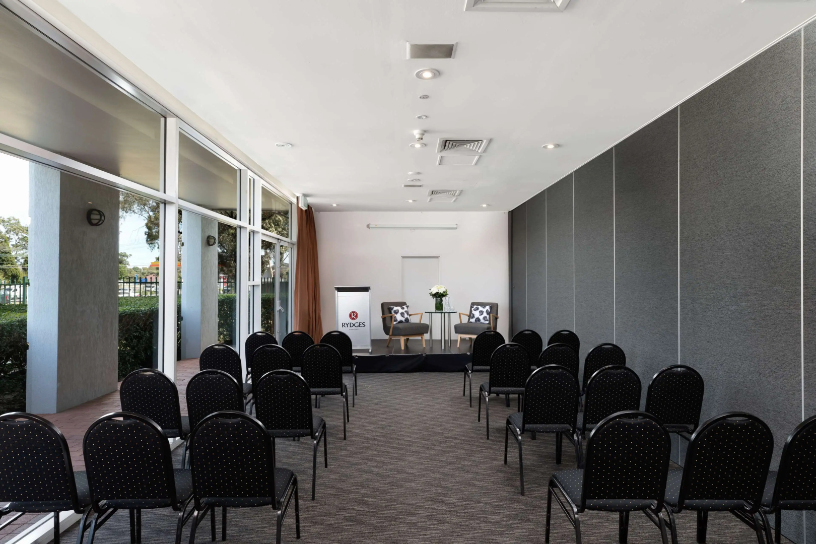 Photo - Rydges Bankstown