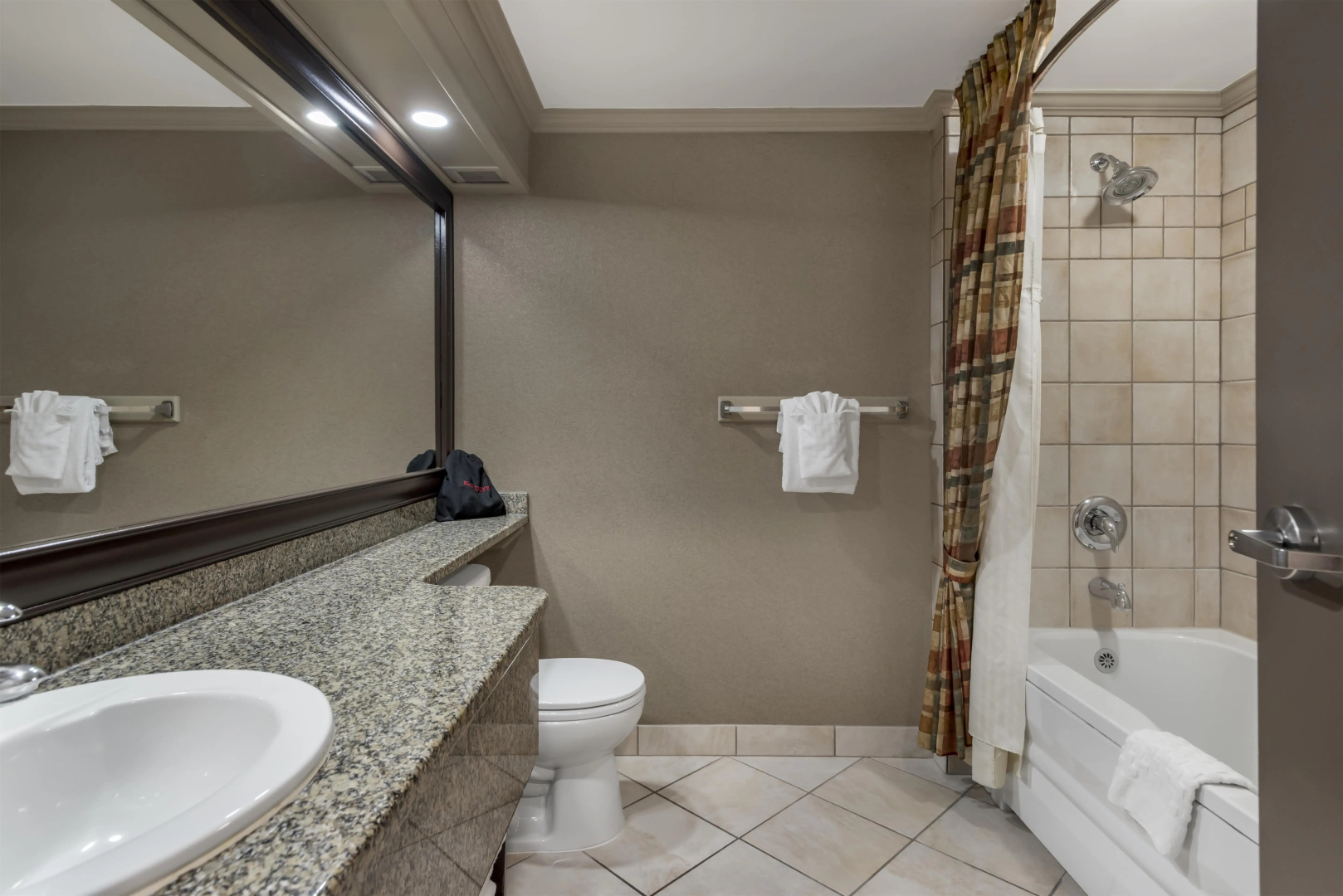 Foto - Best Western Plus Port O'Call Hotel