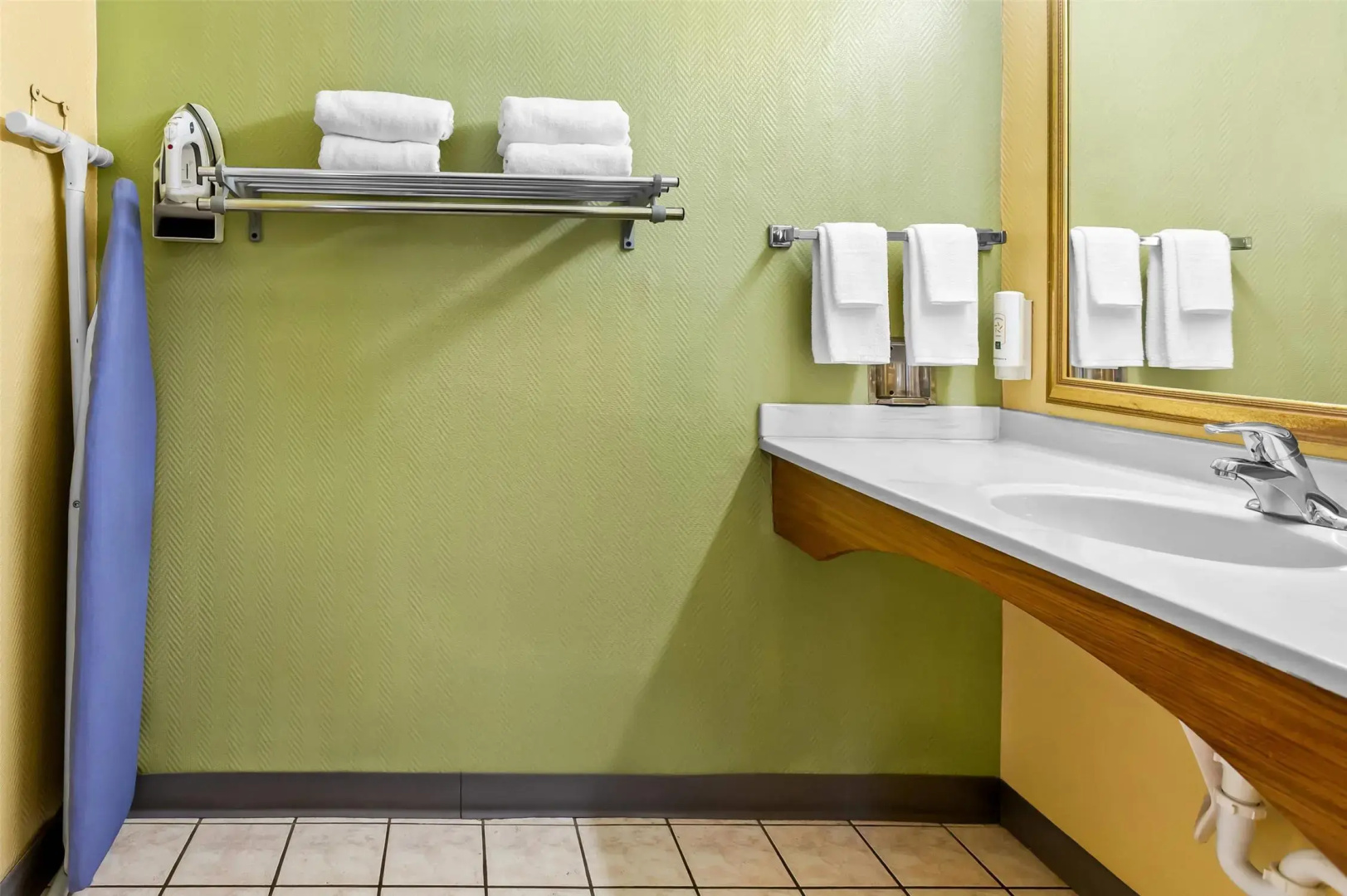 Foto - Quality Inn Tampa Airport - Cruise Port