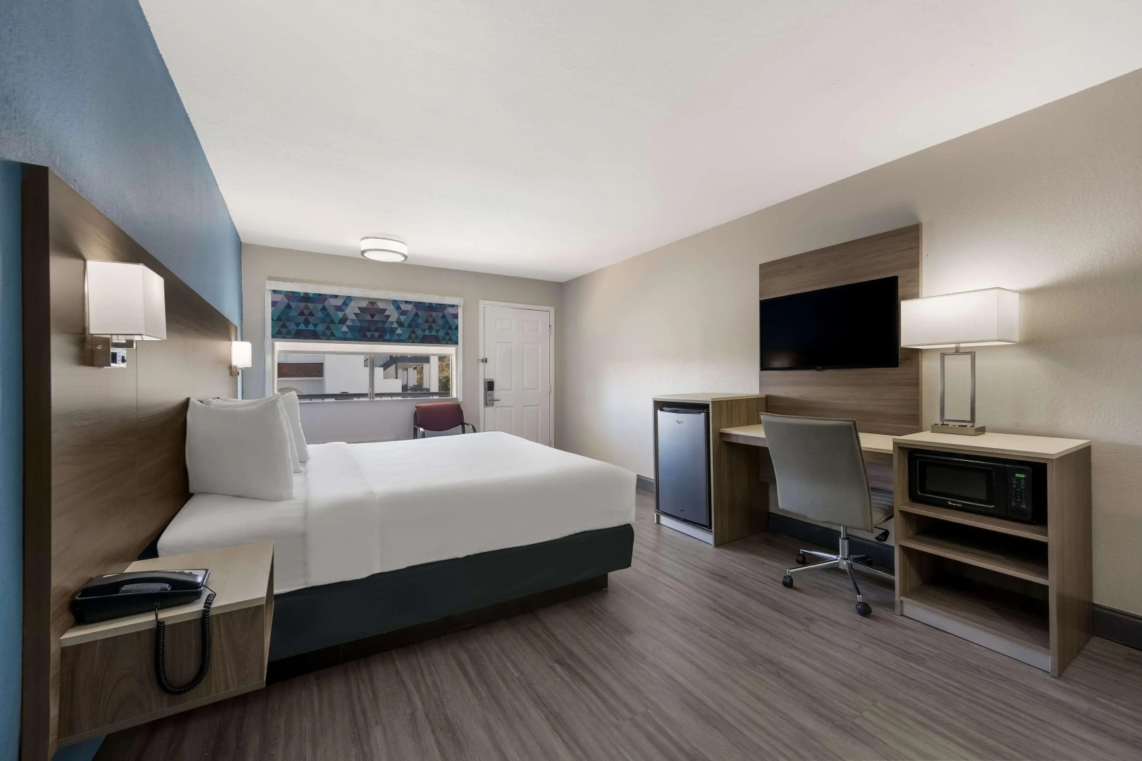 Photo - SureStay Hotel by Best Western Spring North Houston