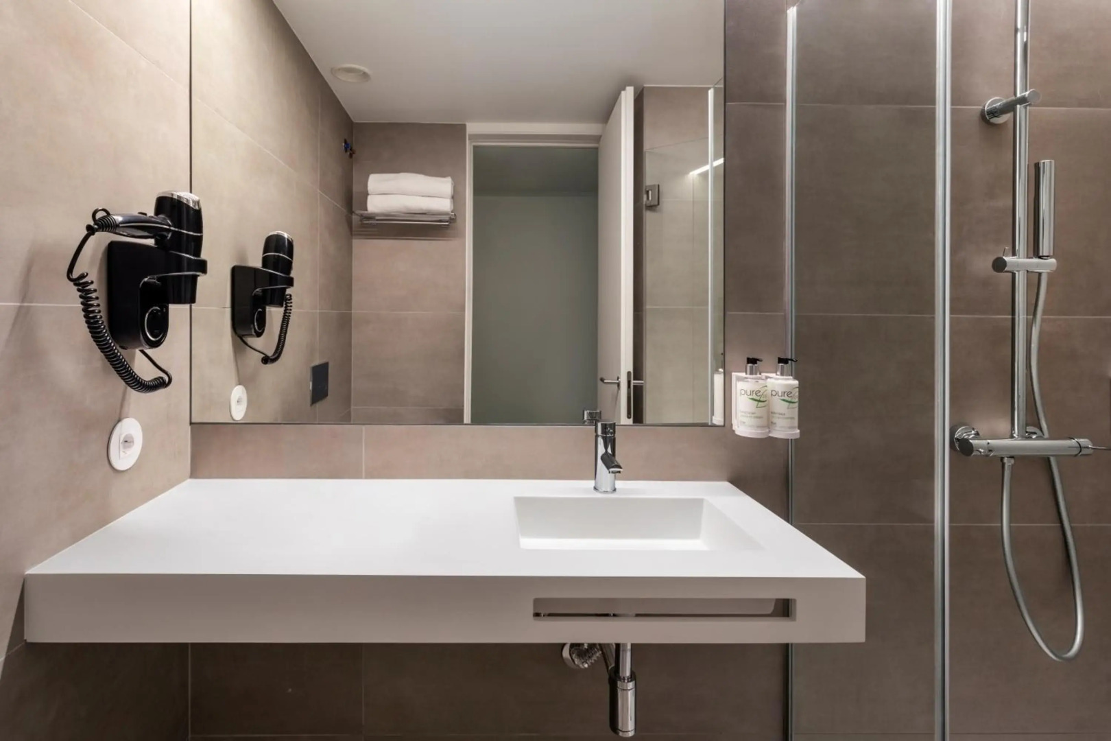 Photo - B&B HOTEL Famalicão