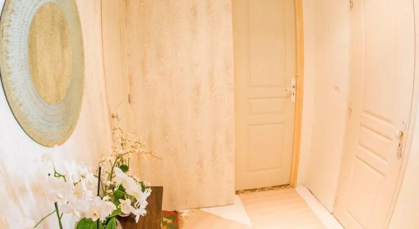 Photo - B&B Le Miroir aux Fées Bordeaux