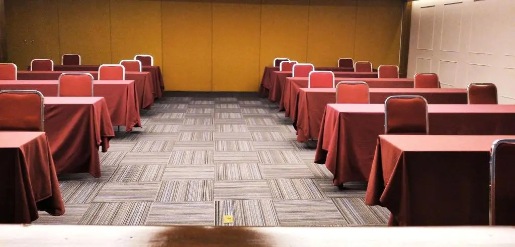 Photo - Country Plaza