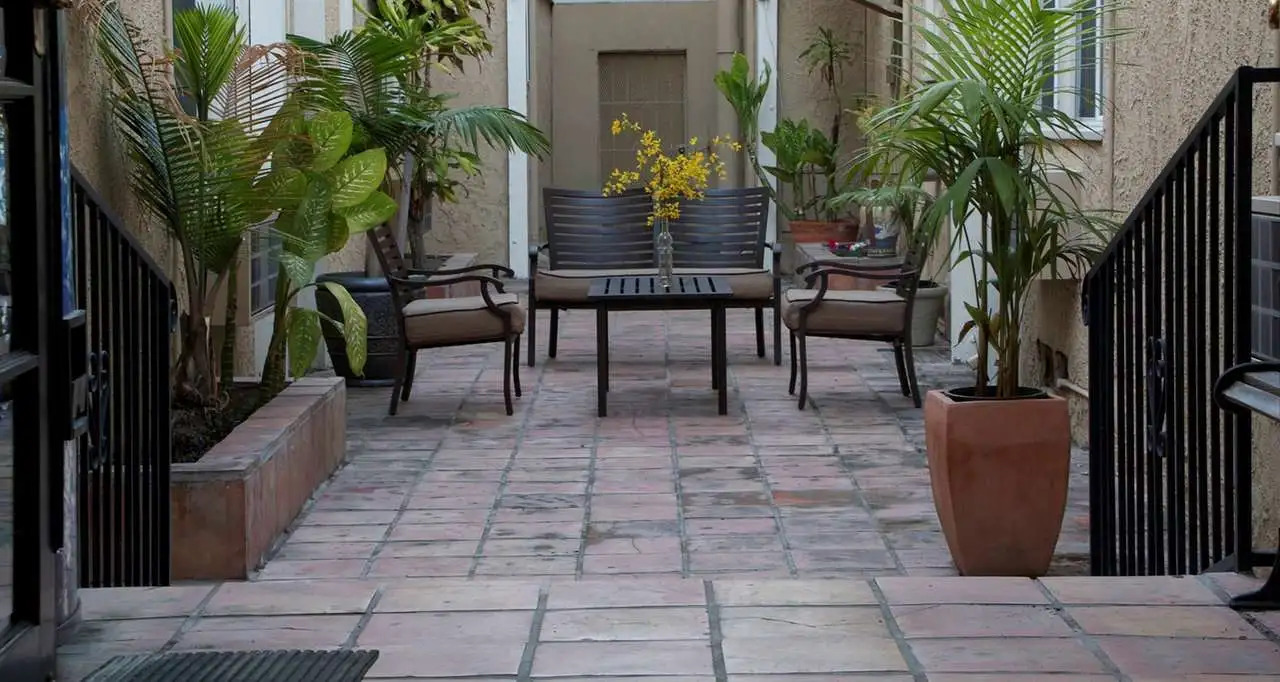 Foto - Wilshire Crest Hotel