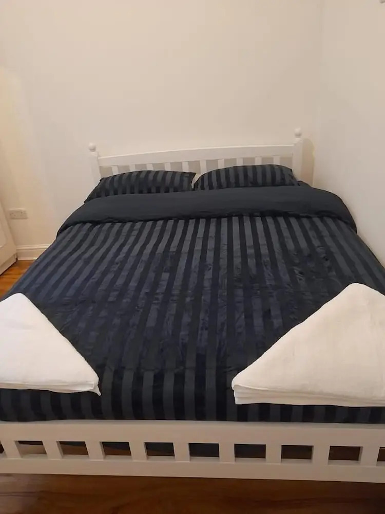 Photo - Rayan's Lodge Stratford London by OYO