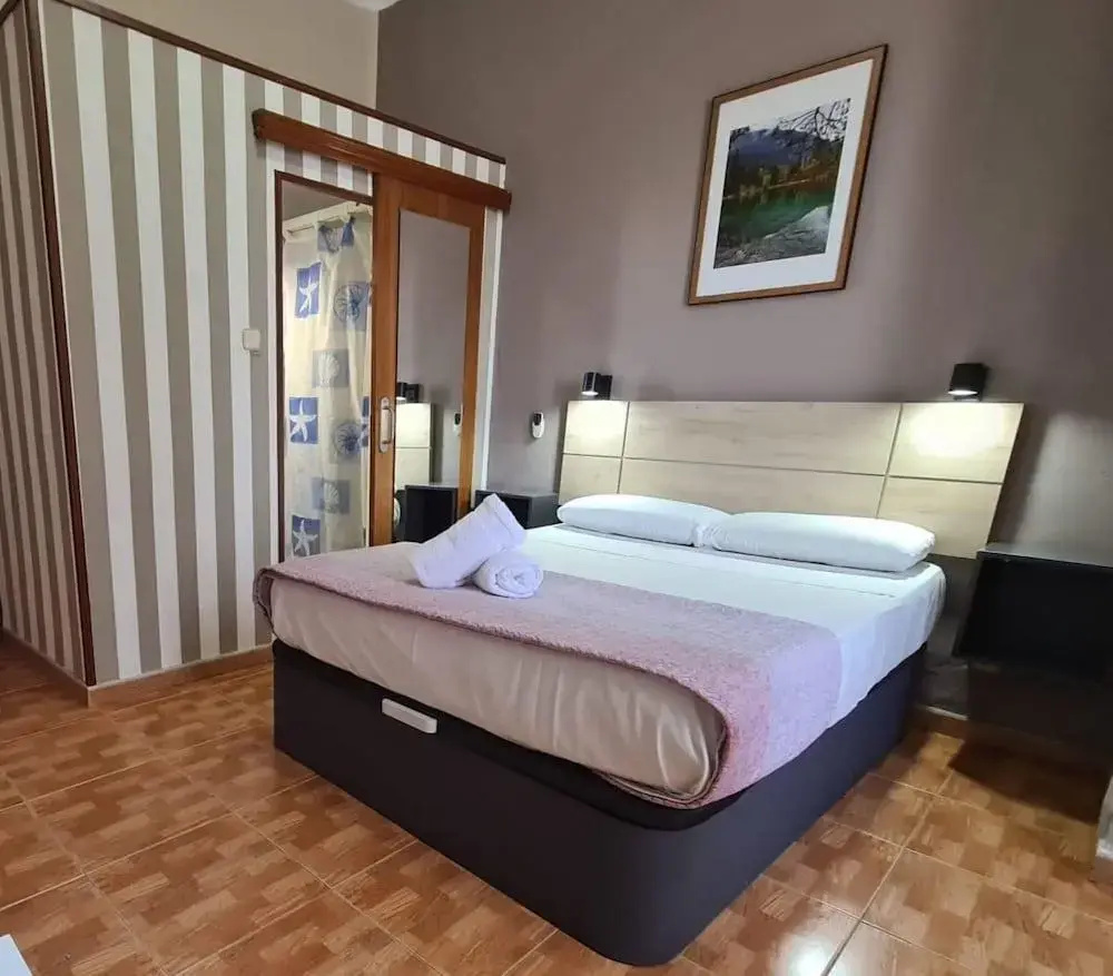 Photo - Hostal Miami