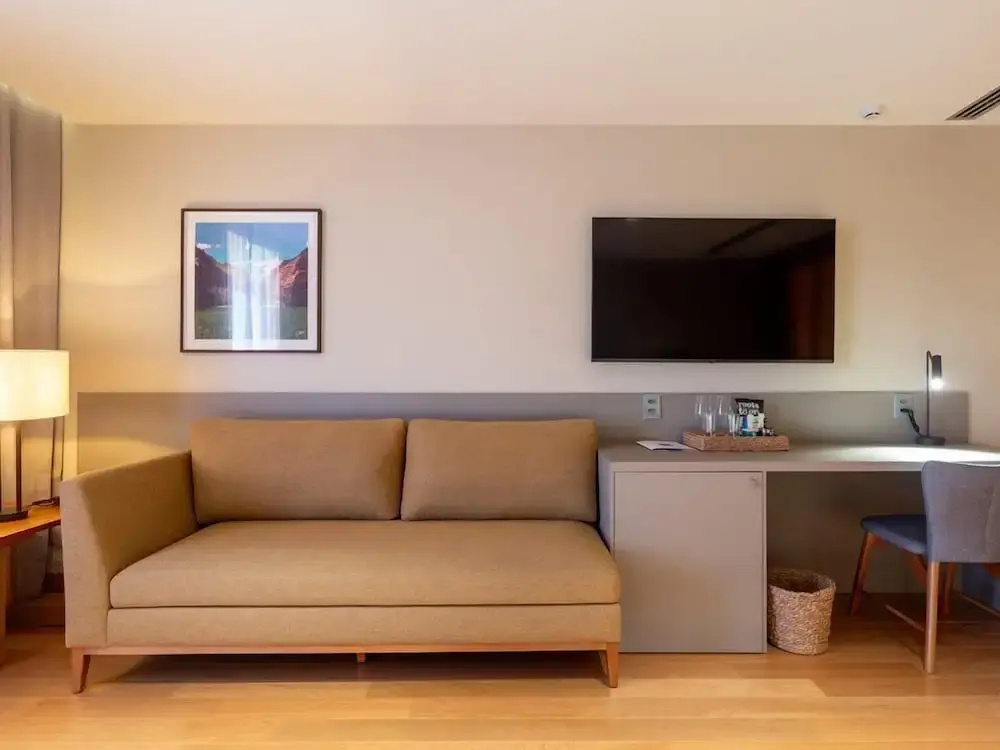 Photo - Mona Hotel
