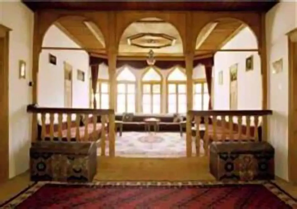 Foto - Bosnian National Monument Muslibegovic House