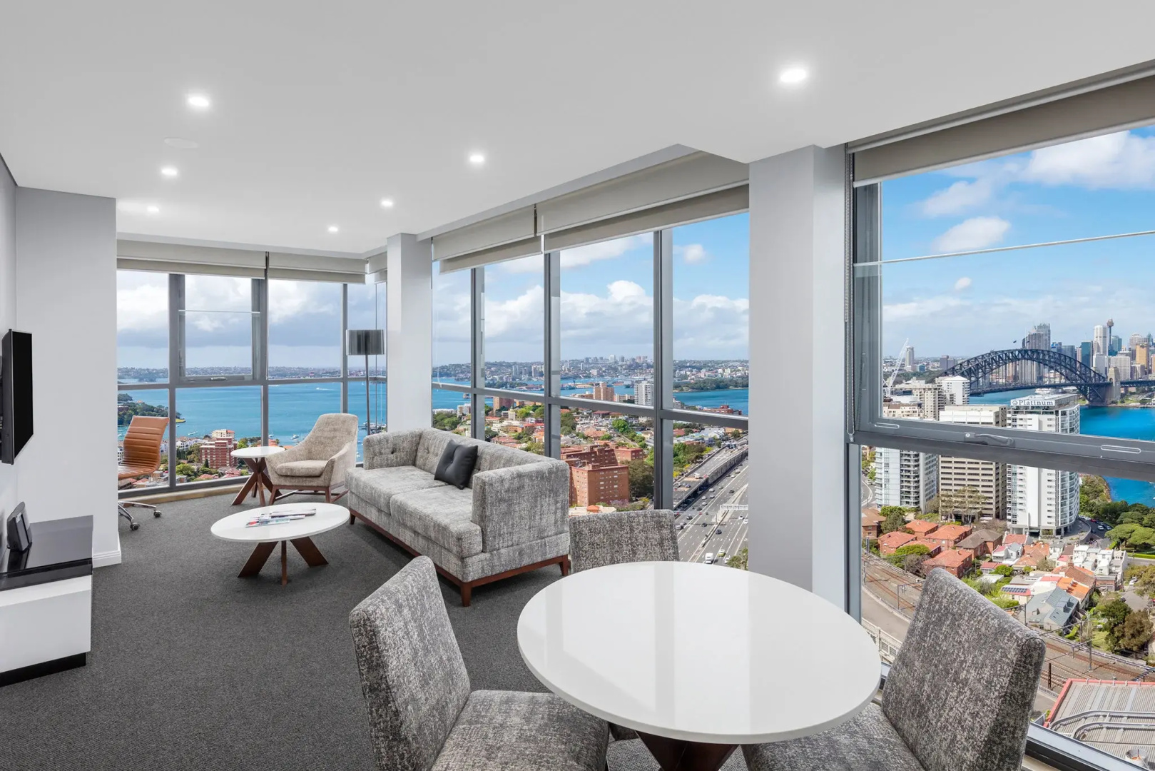 Foto - Meriton Suites North Sydney