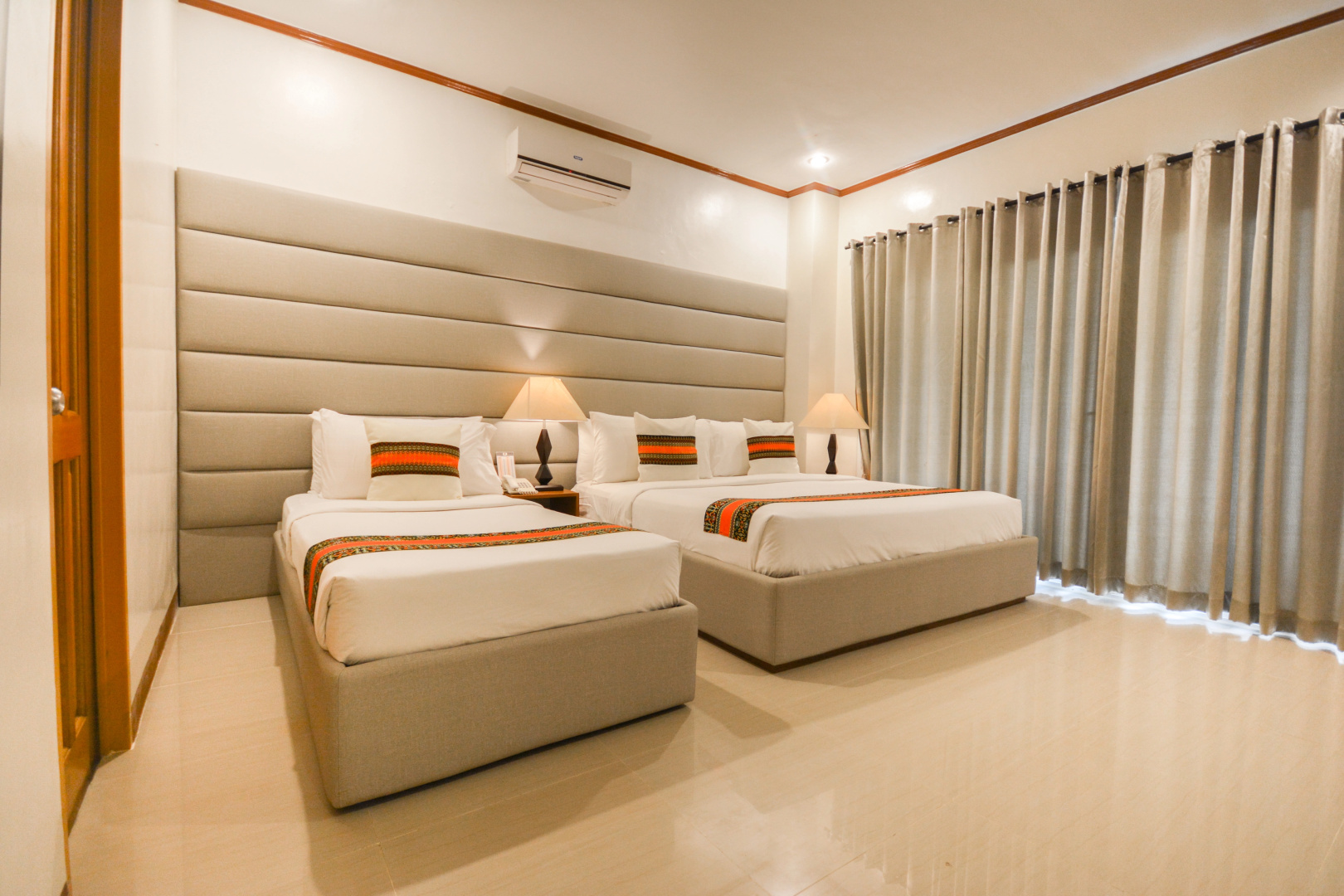 Foto - Sur Beach Resort