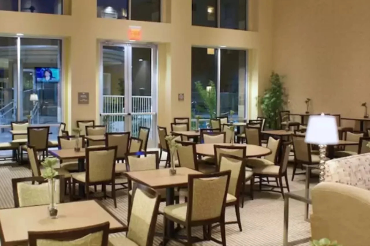 Photo - Homewood Suites by Hilton Phoenix Airport South