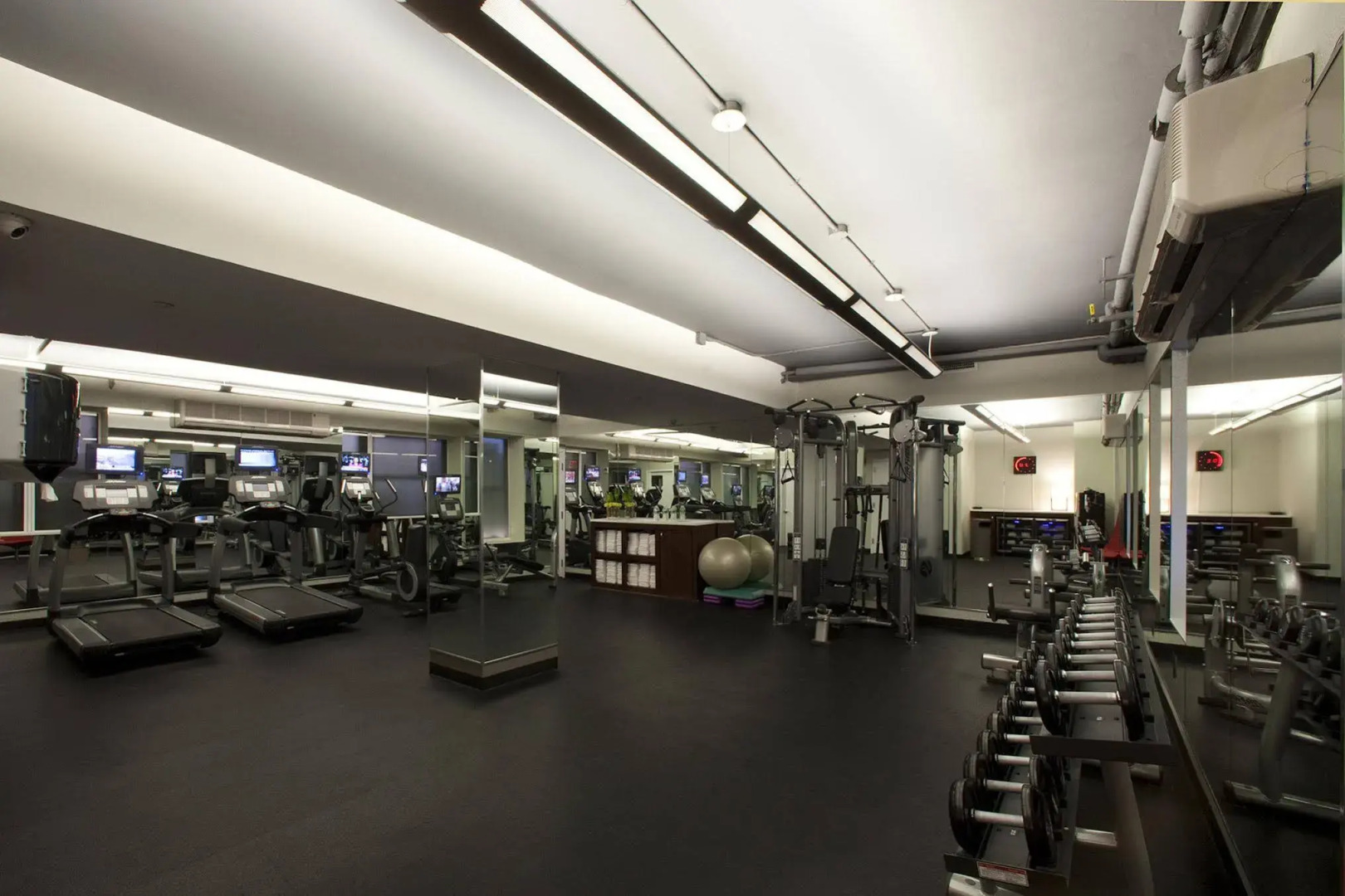 Photo - Hotel Seville NoMad - The Unbound Collection by Hyatt