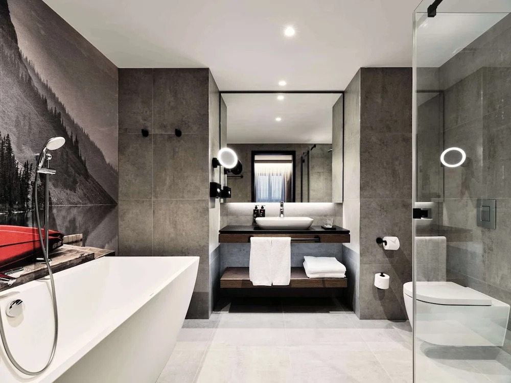 Photo - Radisson RED Hotel & Radisson RED Apartments, Kraków