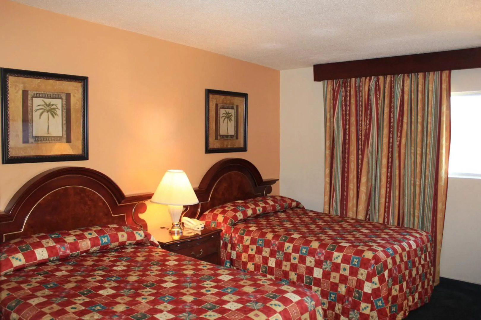 Photo - Grand Inn