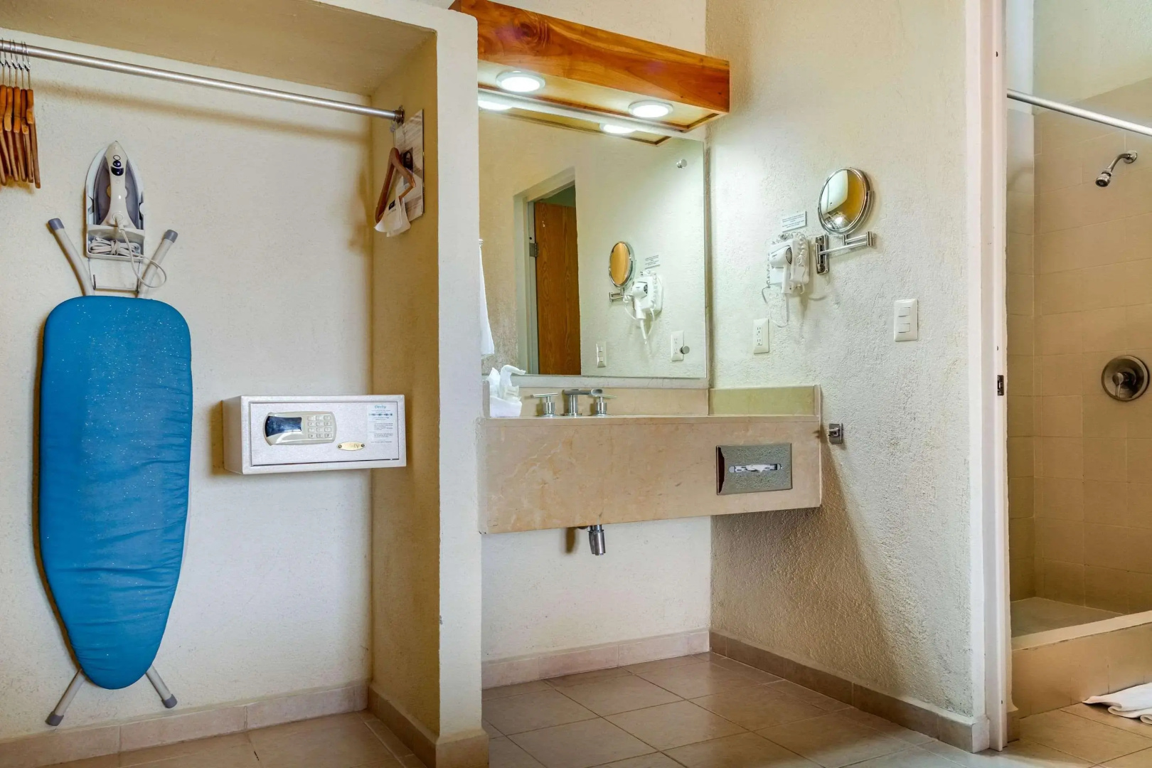 Foto - Comfort Inn Puerto Vallarta Golfside & Marina