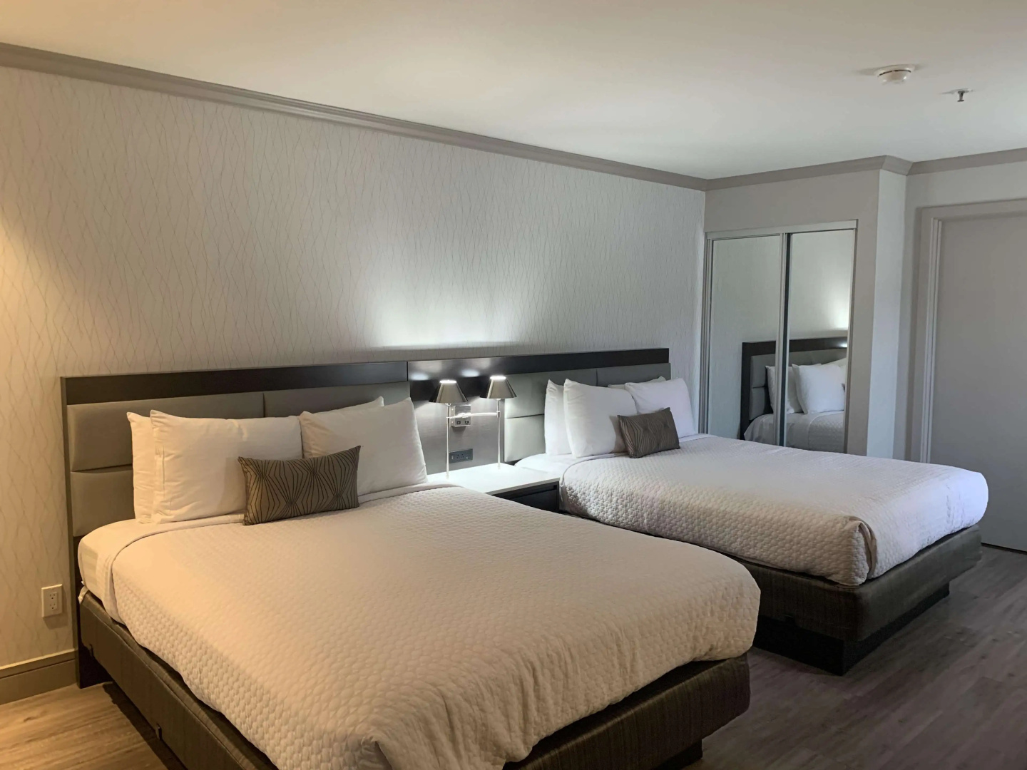 Photo - Best Western Plus Executive Suites