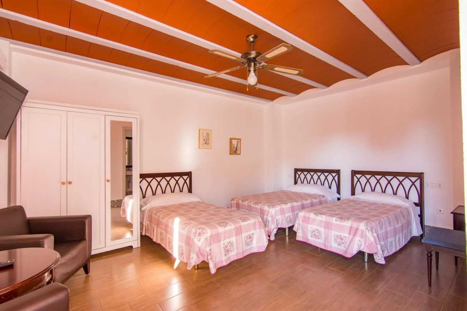 Photo - Hotel Rural El Cortijo