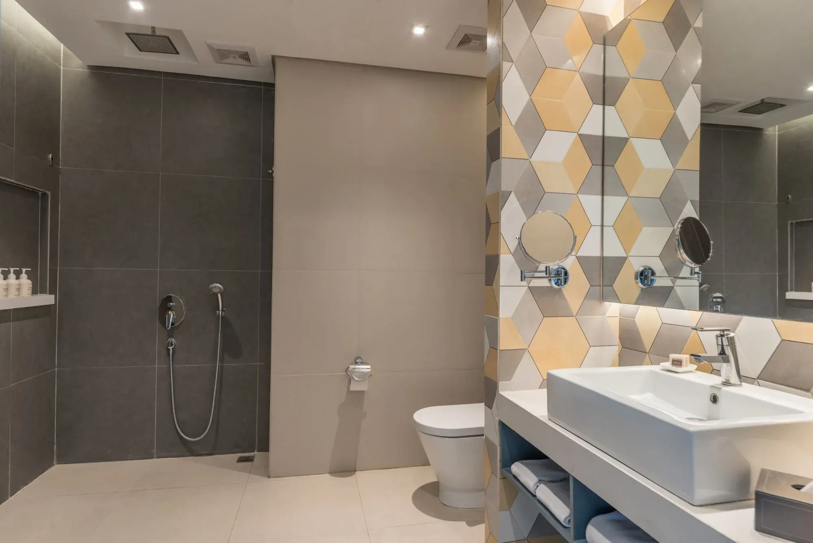 Foto - Summit Galleria Cebu