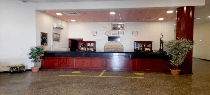 OYO 142 Al Sharqiya Sands Hotel