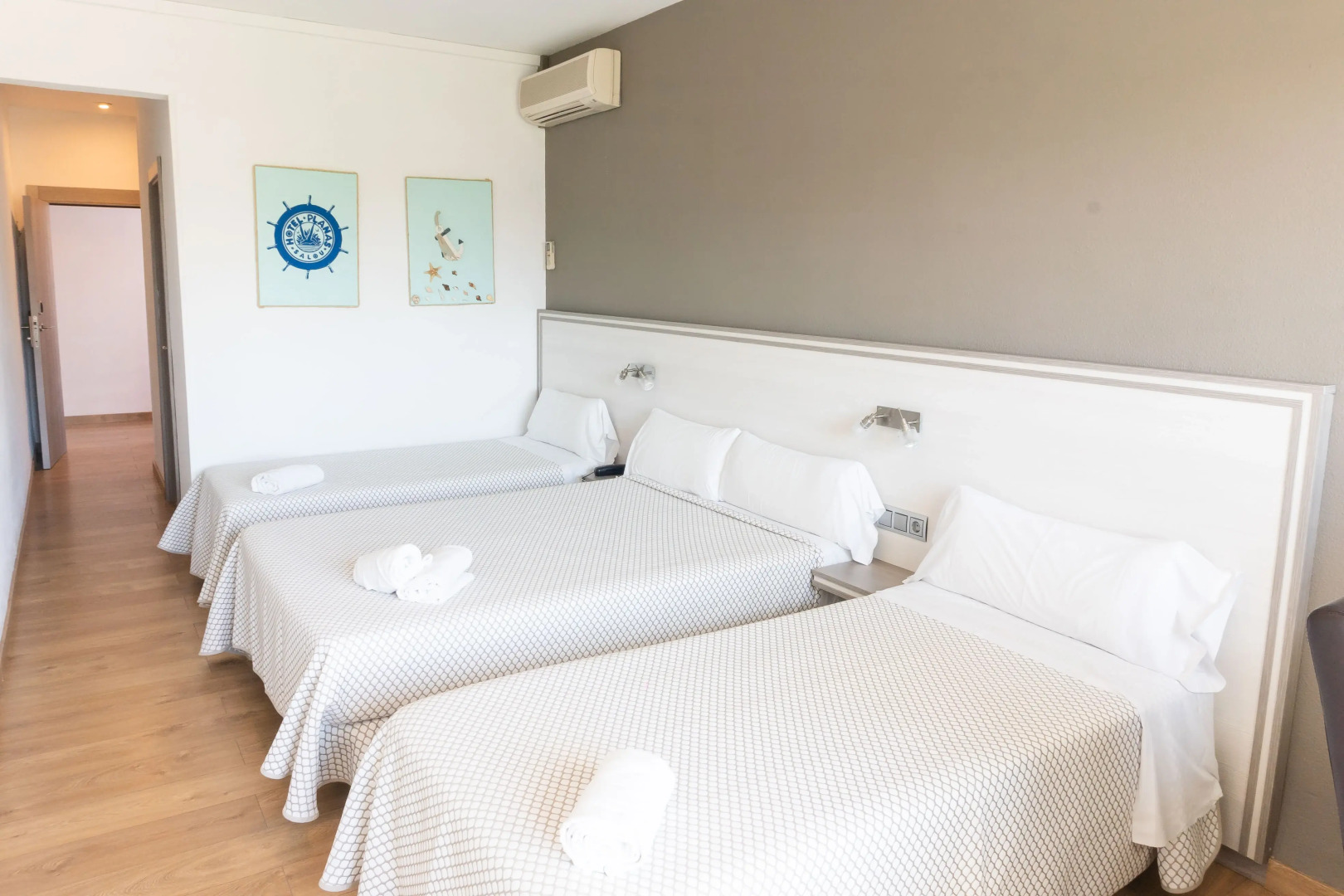 Photo - Hotel Planas