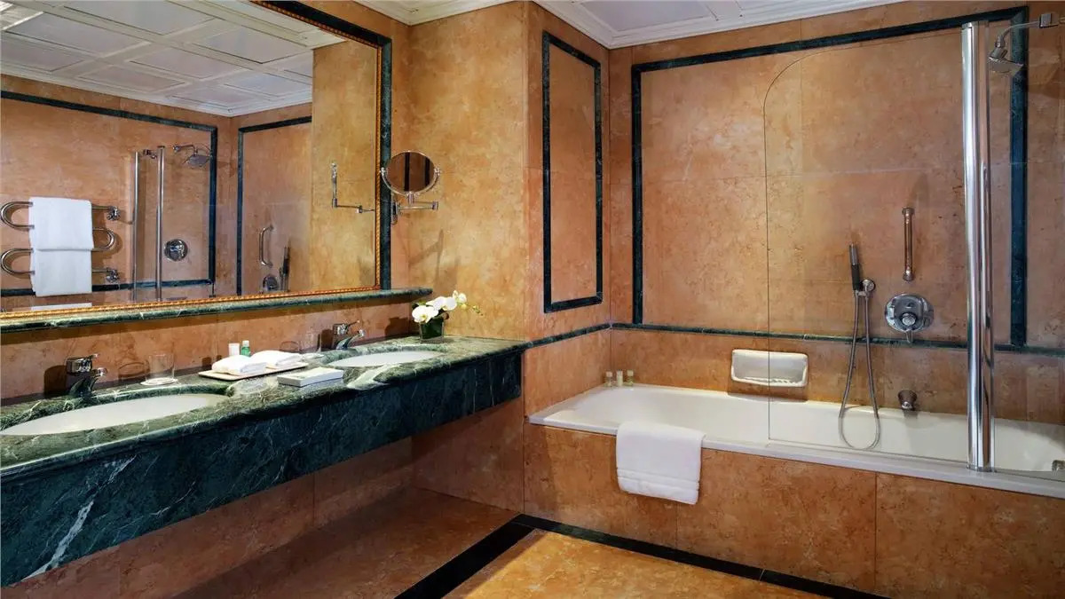 Photo - The Westin Palace, Milan