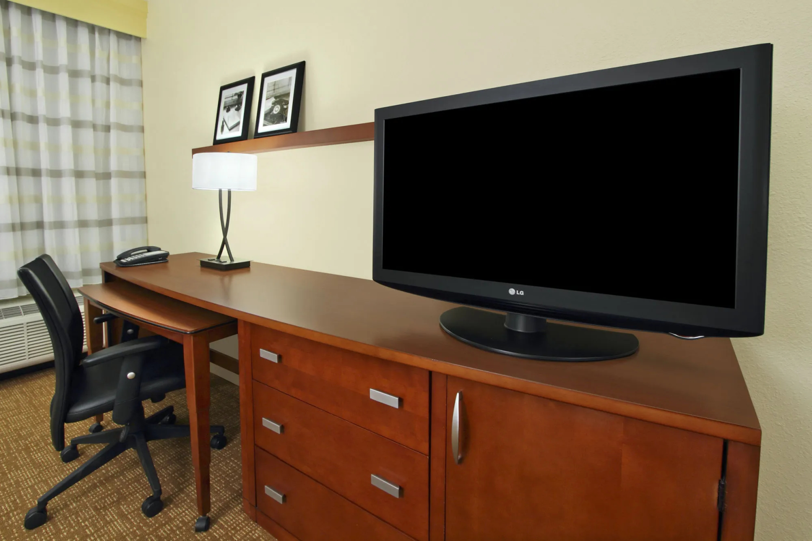 Foto - Courtyard by Marriott Perimeter Center