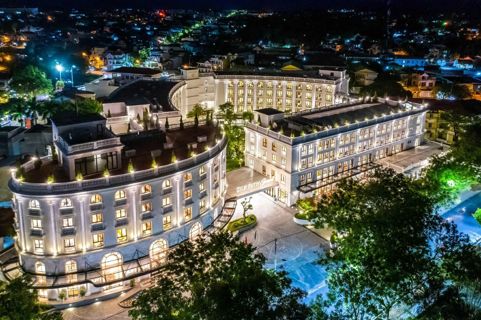 Photo - Silk Path Grand Hue Hotel