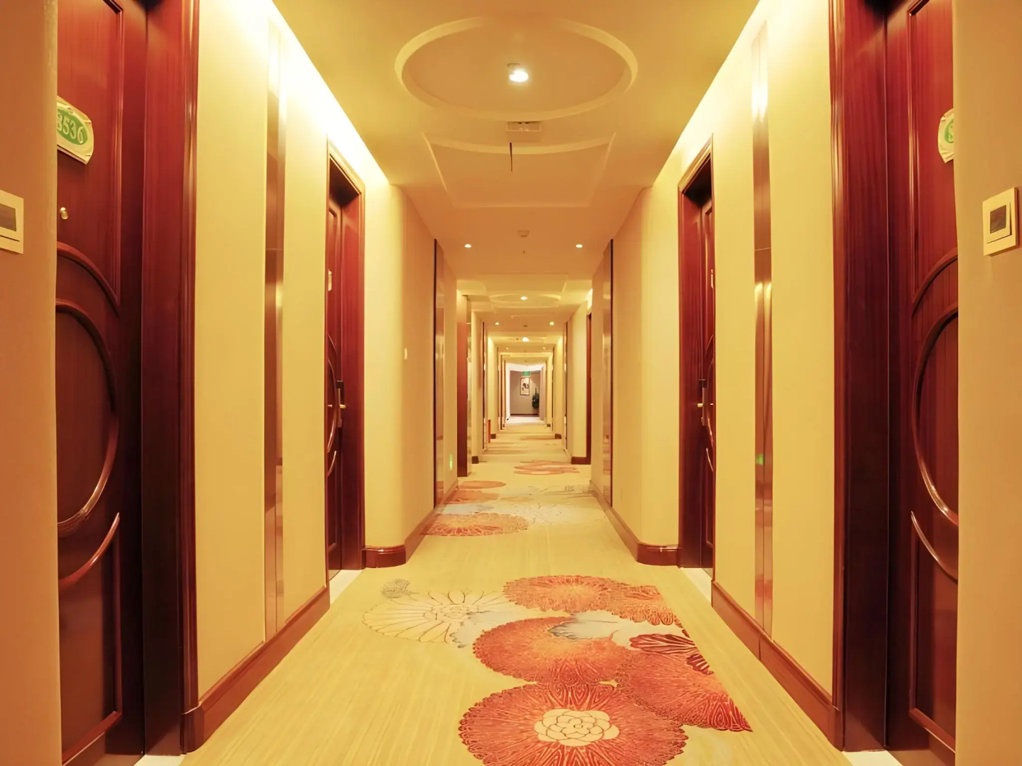 Foto - Vienna Hotel Guangzhou Panyu Chimelong Shiqiao Metro Station