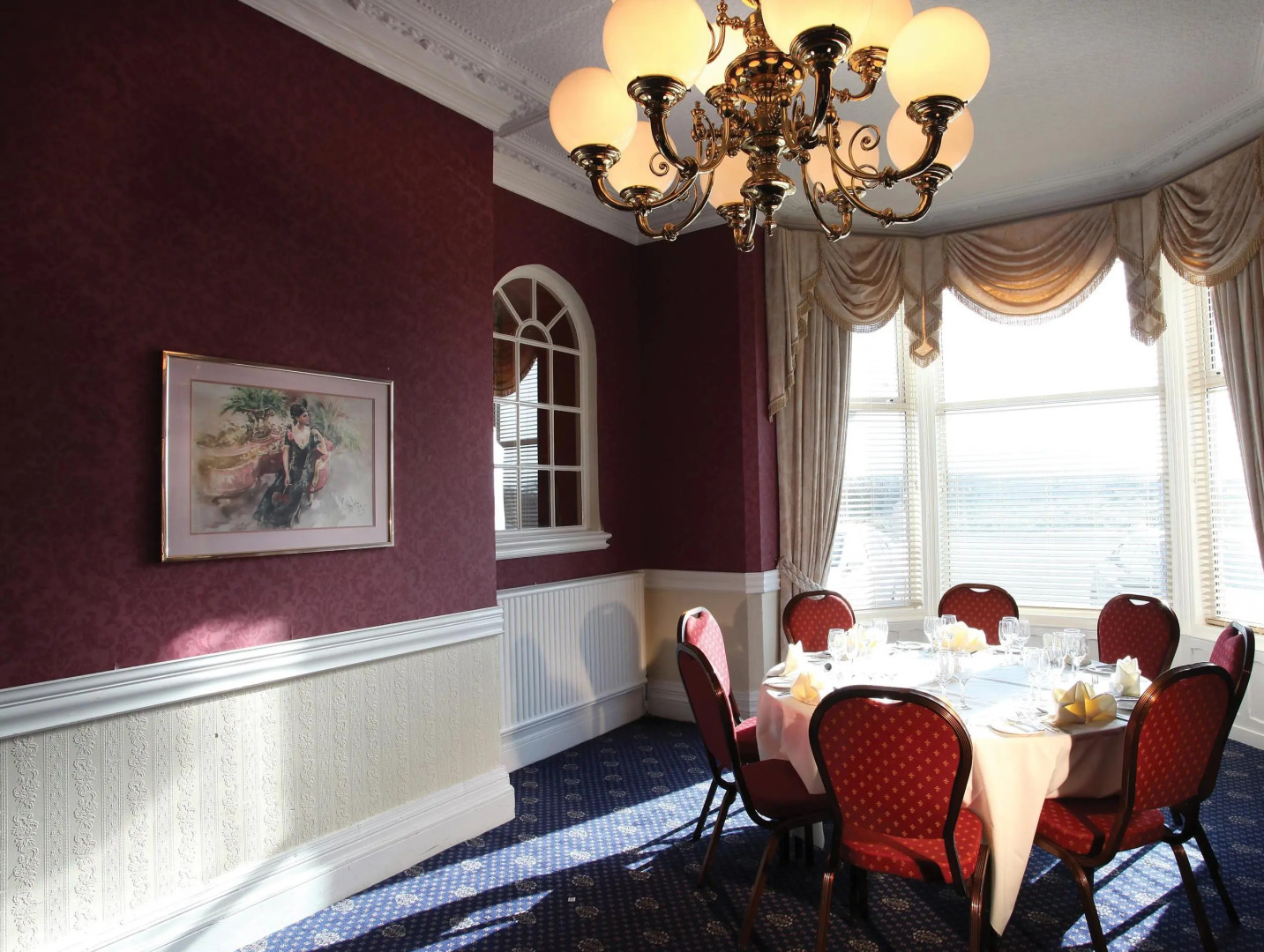 Photo - The Glendower Hotel