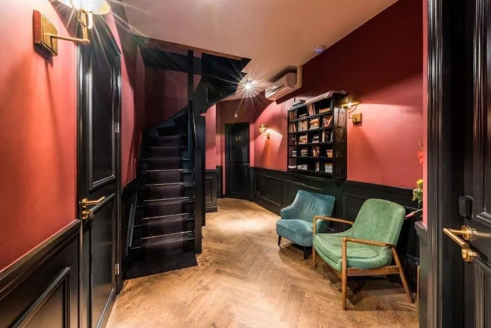 Photo - Adam Downtown