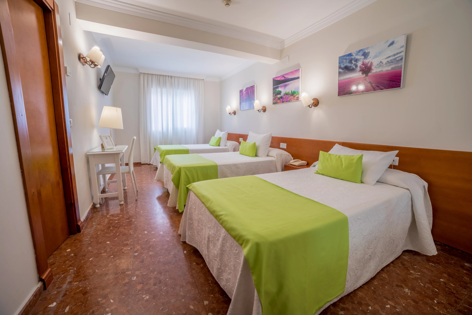 Photo - Hotel Romerito