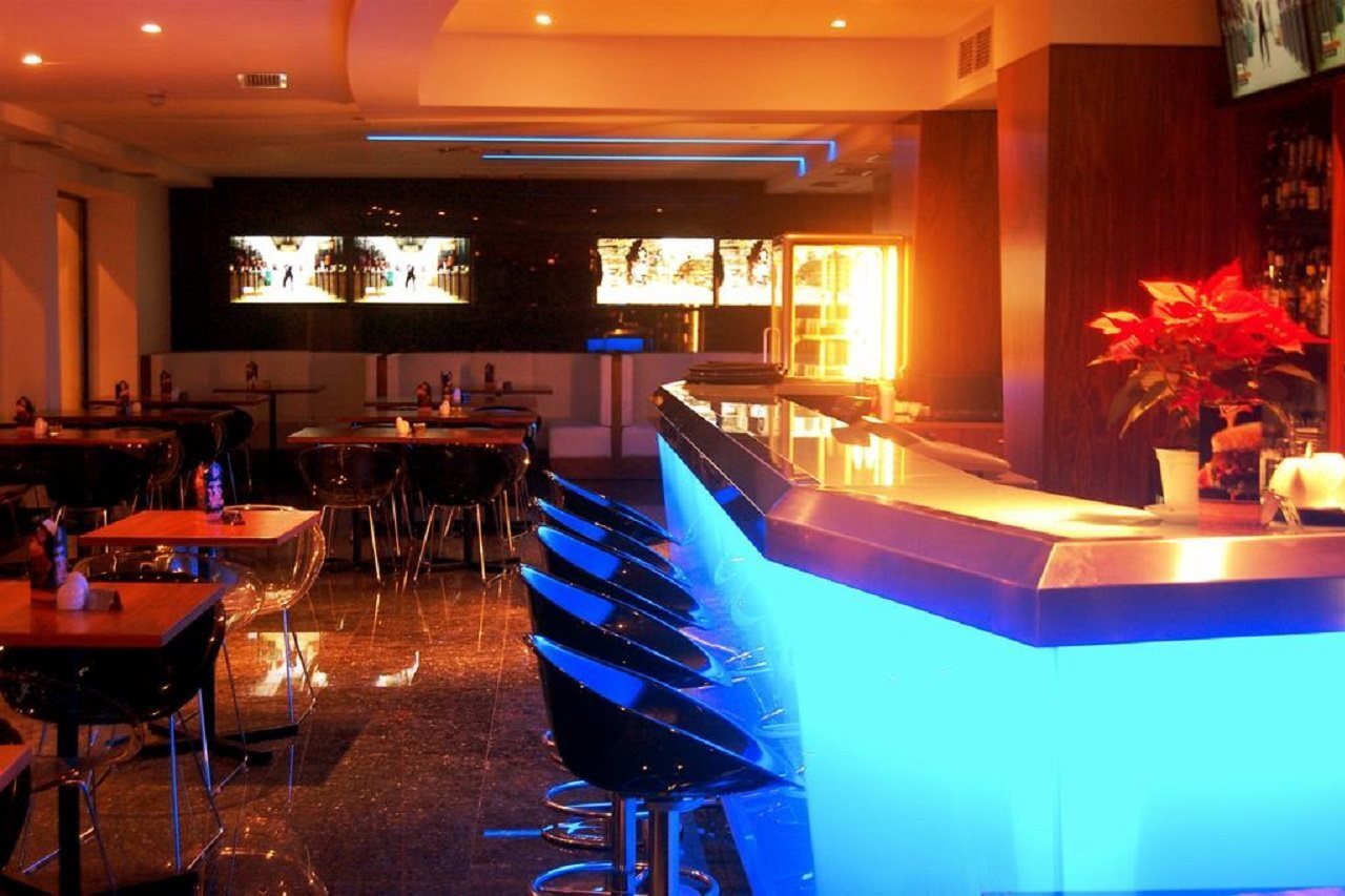 Foto - Water's Edge Hotel