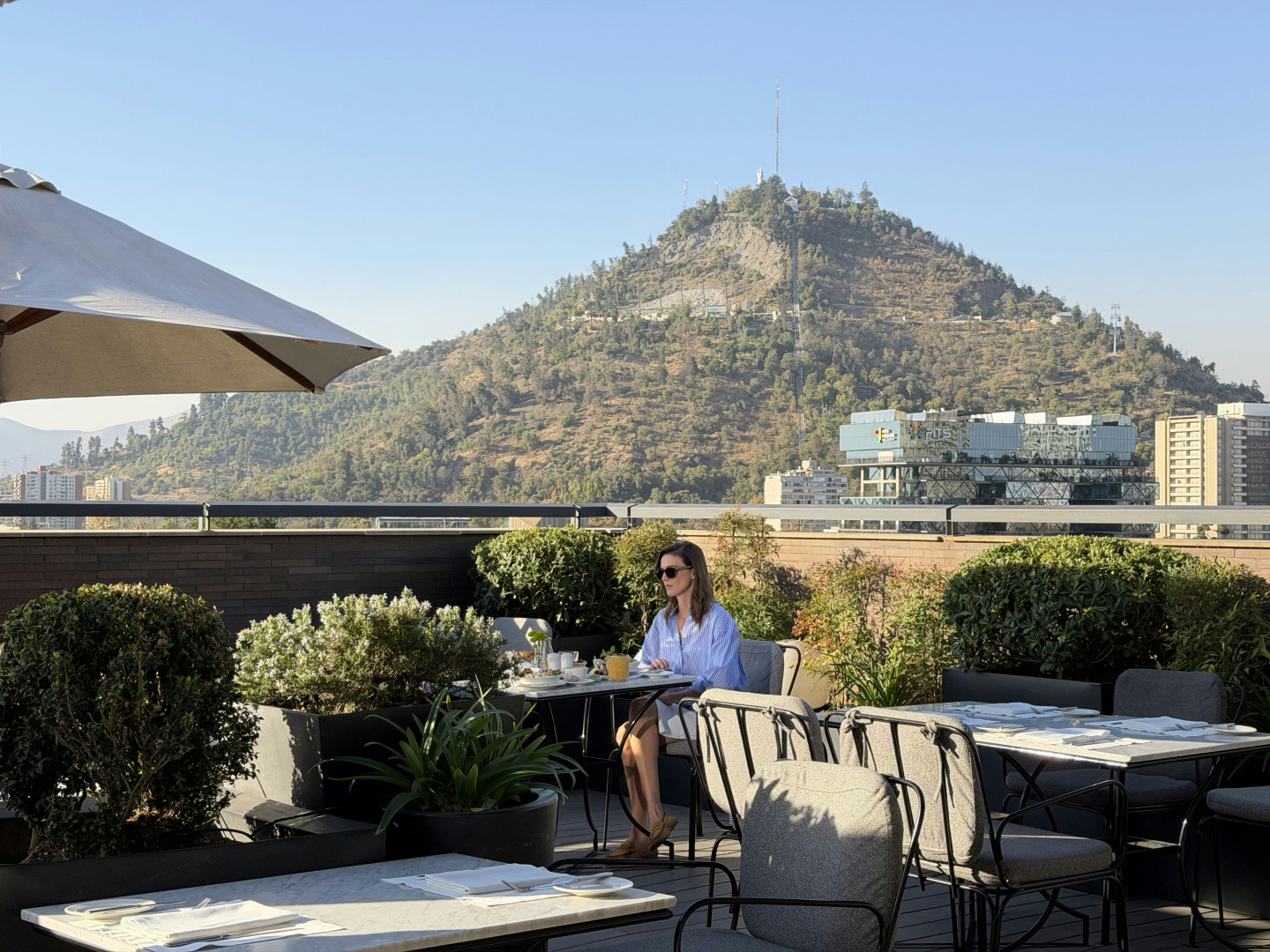 Photo - The Singular Santiago