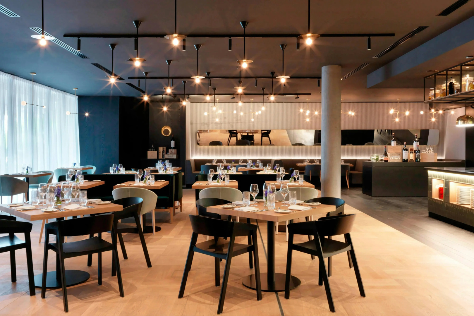Photo - Renaissance Warsaw Airport Hotel, an Marriott International