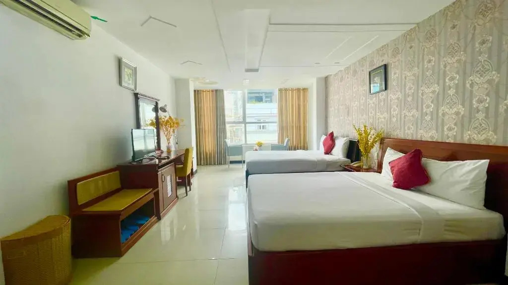 Photo - Gold hotel, Saigon