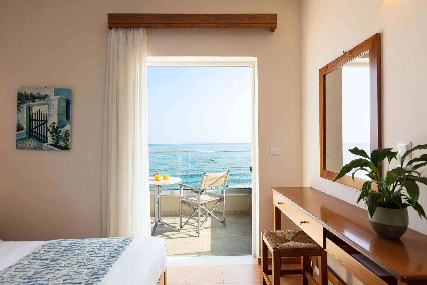 Photo - Batis Aero Beachfront Wellbeing Hotel