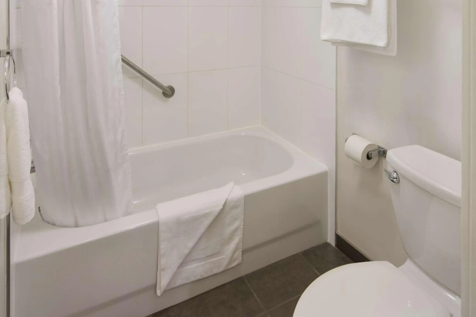 Foto - SureStay Hotel by Best Western North Vancouver Capilano