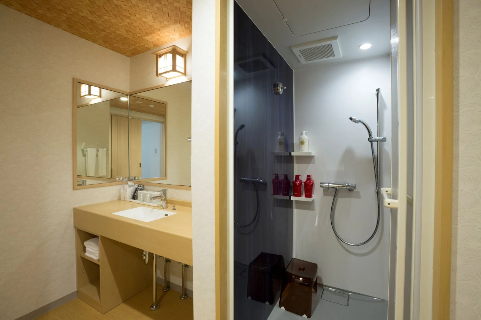 Photo - Hot Spring Osaka Hinode Hotel Nipponbashi