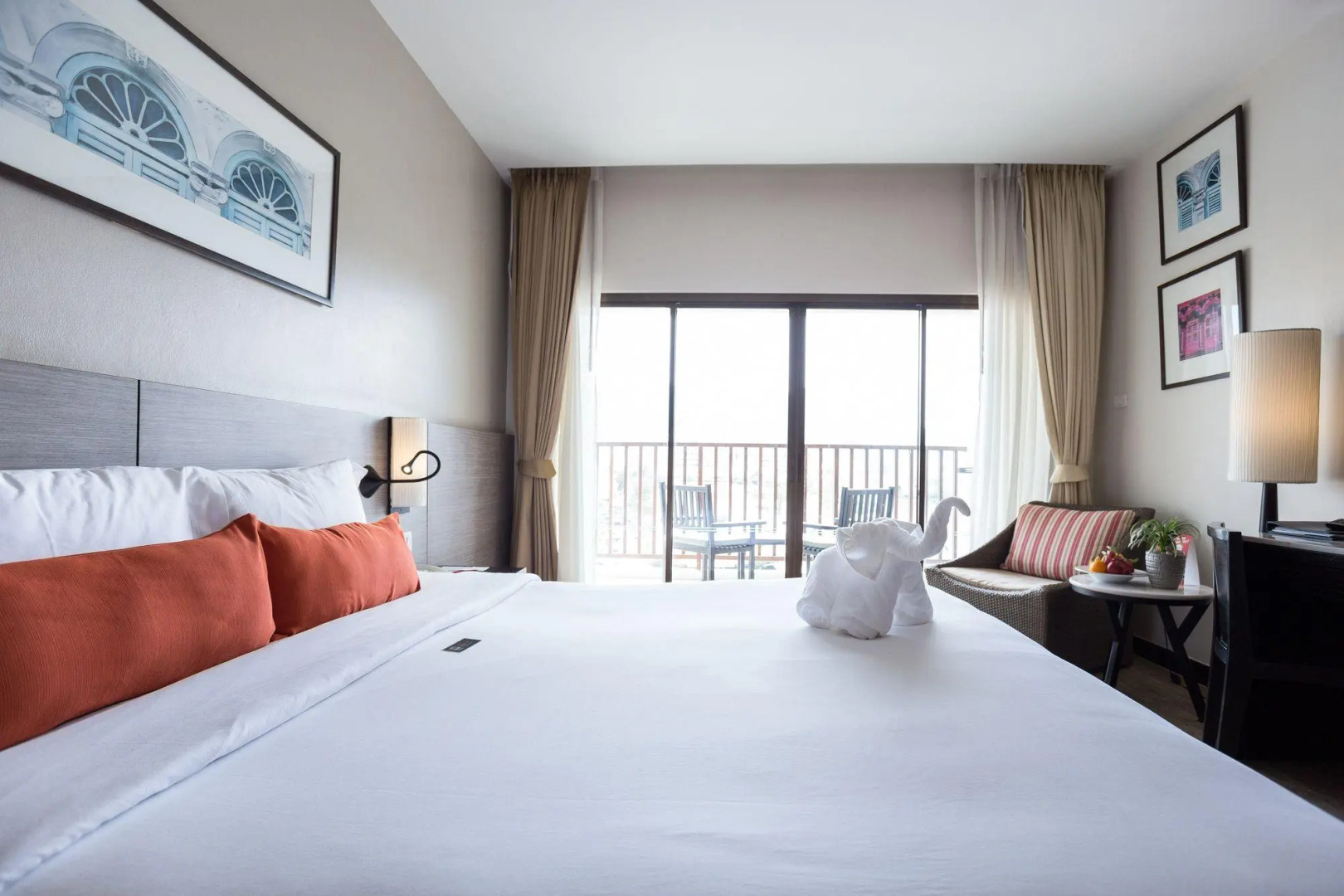 Photo - Deevana Plaza Phuket - SHA Extra Plus