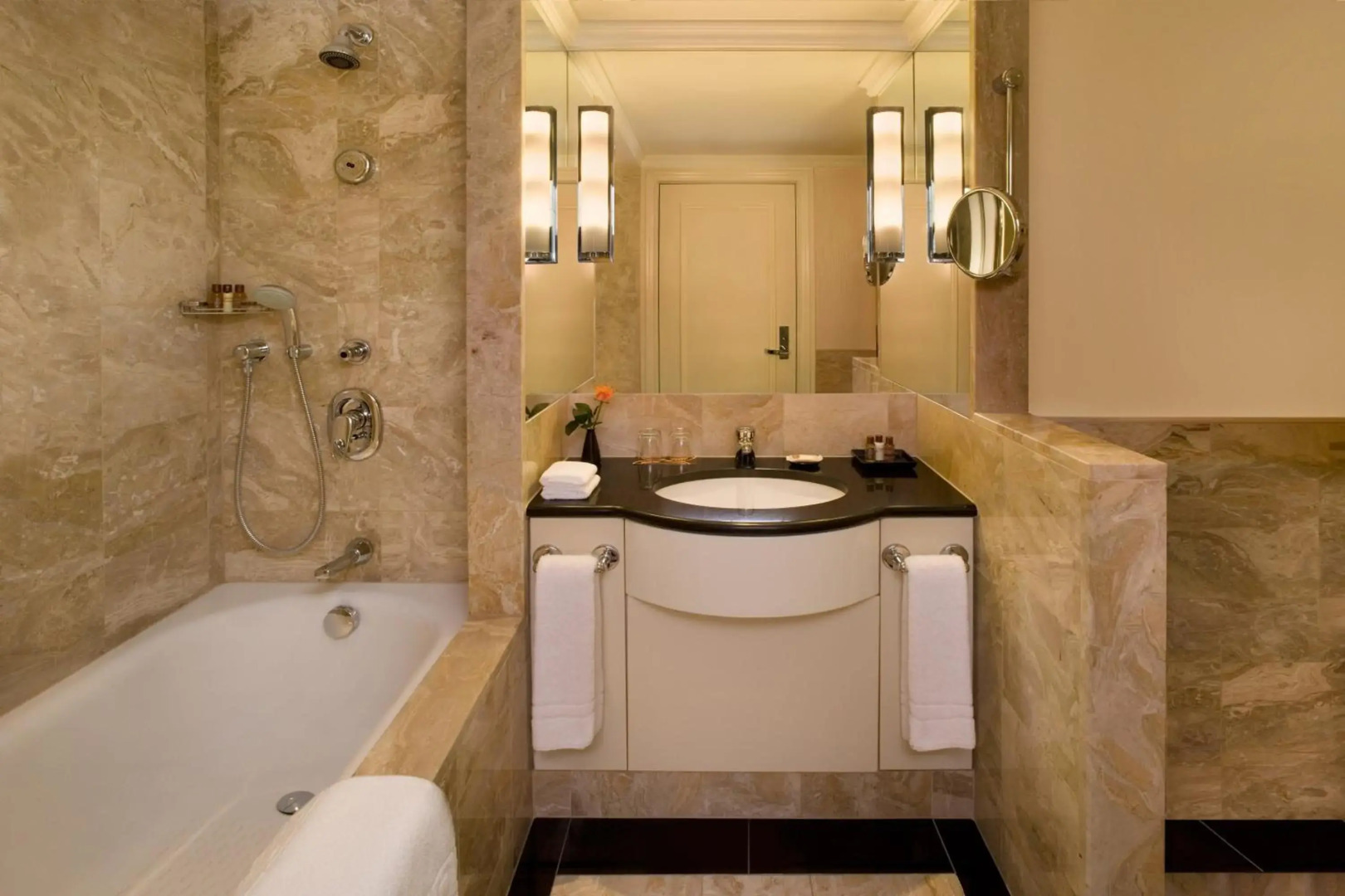 Foto - Sheraton Grand Warsaw