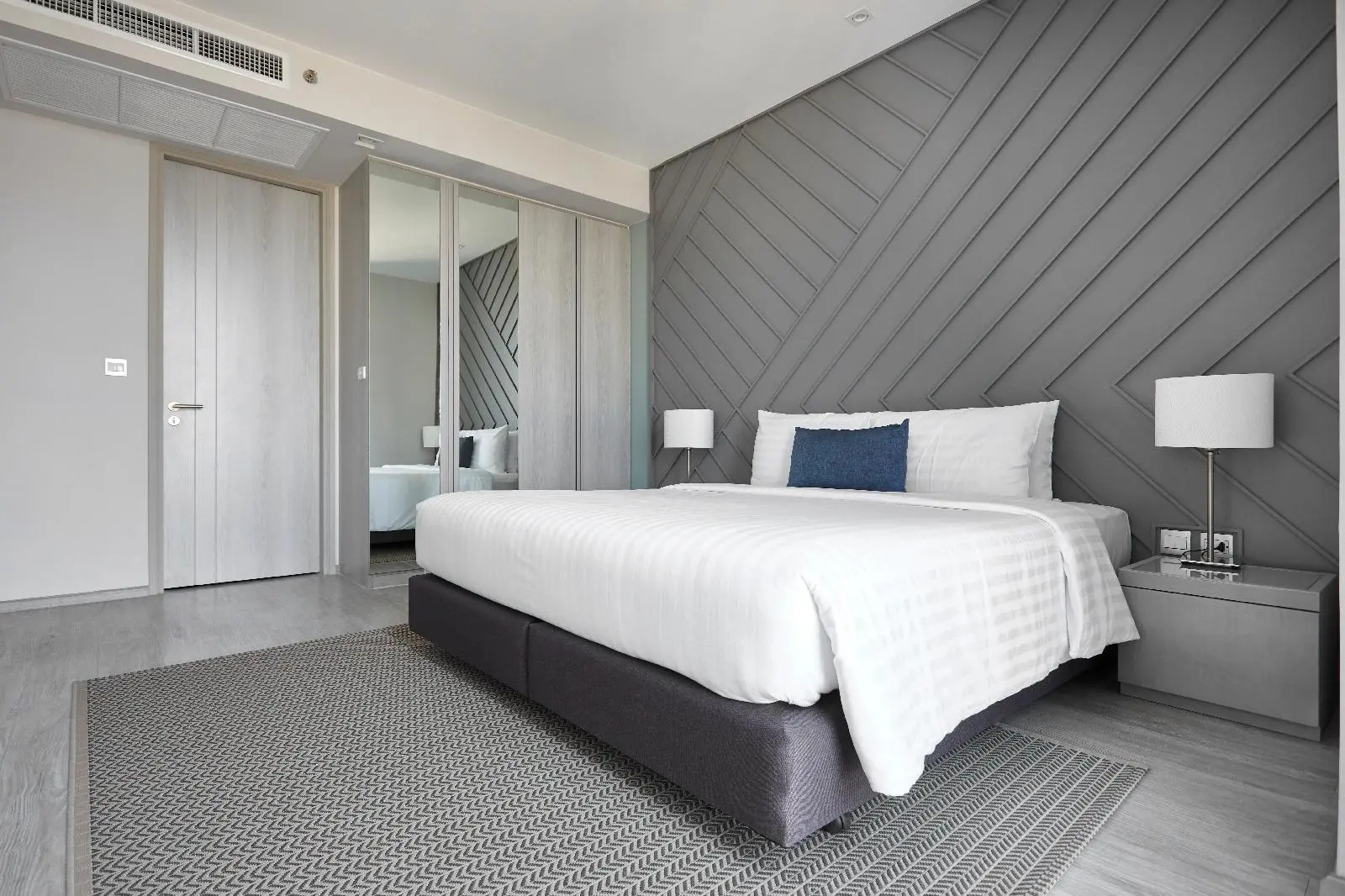 Foto - The Quarter Ari by UHG