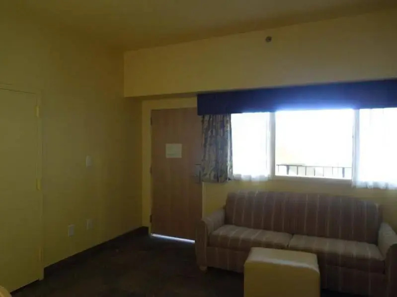 Photo - The Atrium Resort, Virginia Beach by Vacatia