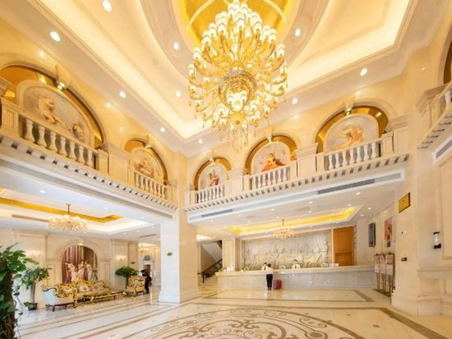 Vienna International Hotel  Yangjiang Hailing Island Dajiao Bay Scenic